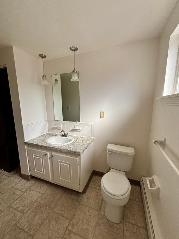 Building Photo - 17 Losson Garden Dr