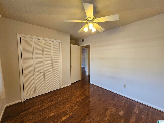 Building Photo - 3405 Sandner Ct