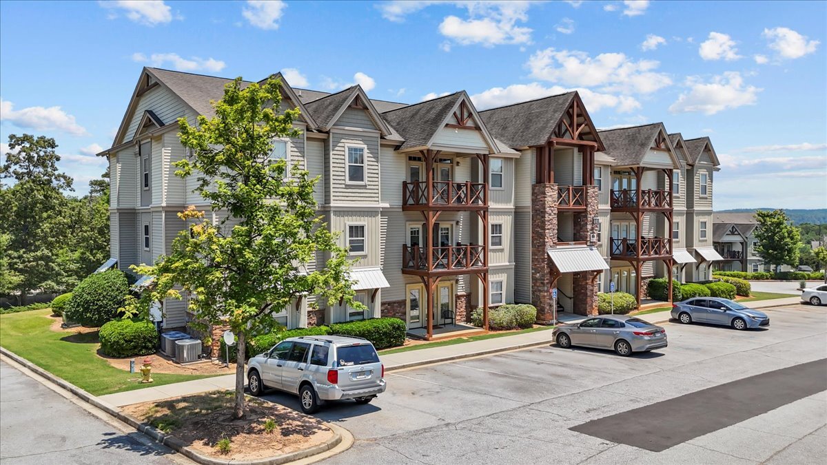 Building Photo - 1613 Muscovy Way