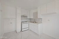 Building Photo - 1725 Court St