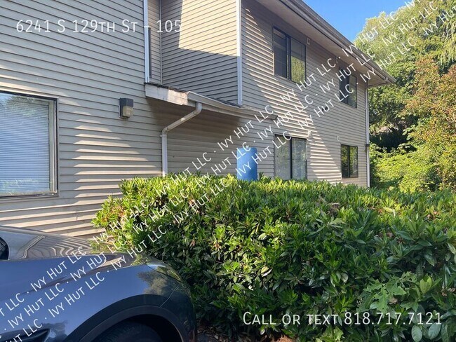 Building Photo - 6241 S 129th St