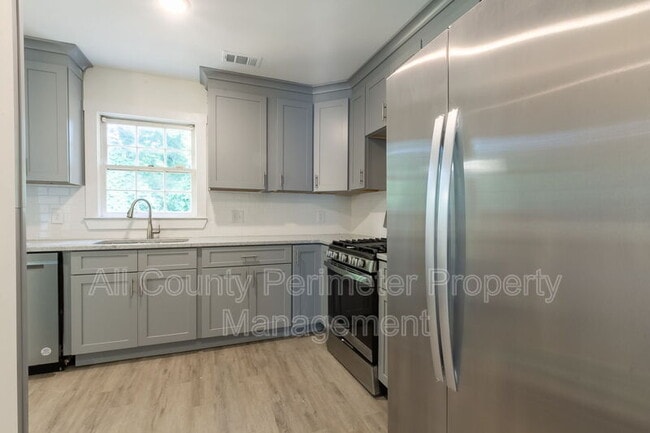 Building Photo - 243 Timber Creek Ln SW