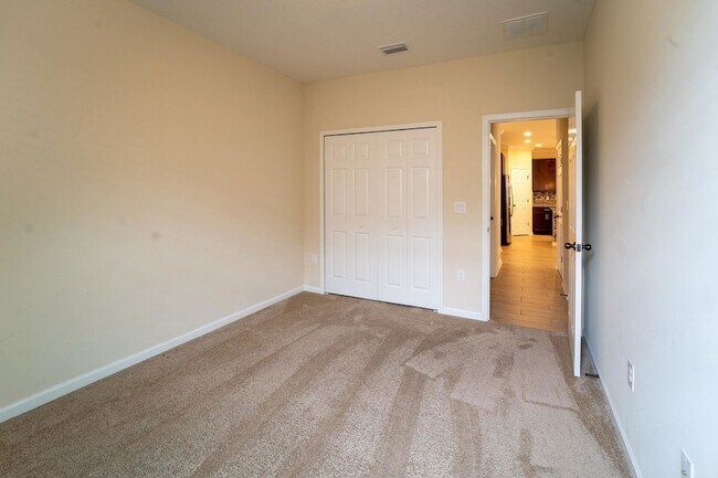 Building Photo - 543 Aventurine Ave