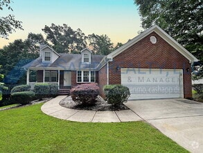 Building Photo - 712 Habersham Ct