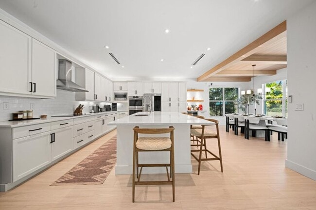 Building Photo - 9841 Salty Bay Dr