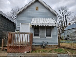 Building Photo - Adorable 1 Bedroom/1 Bathroom House For Rent