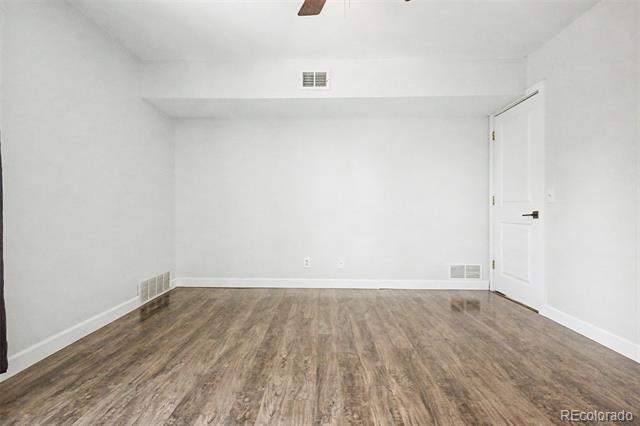 Building Photo - 7665 E Eastman Ave