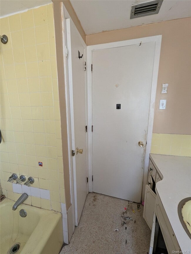 Building Photo - 7416 Star Dust Dr