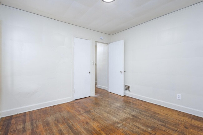 Building Photo - 16556 Ardmore St