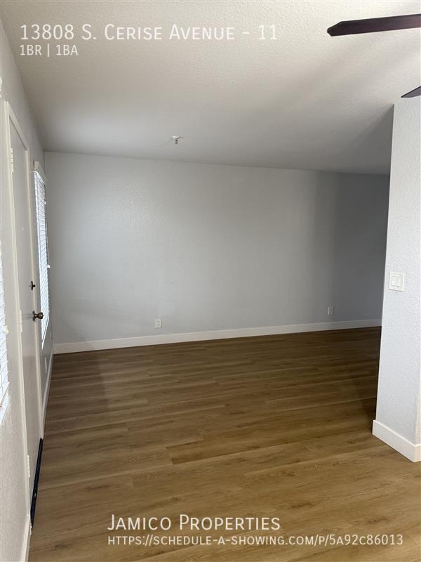 Building Photo - Sunshine Villa