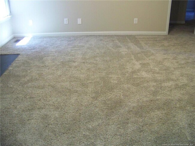 Building Photo - 1981 Wheeling St