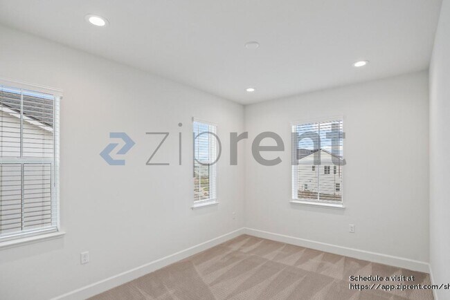 Building Photo - 4203 Randa Wy