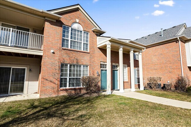 Building Photo - 17104 Chesapeake Cir