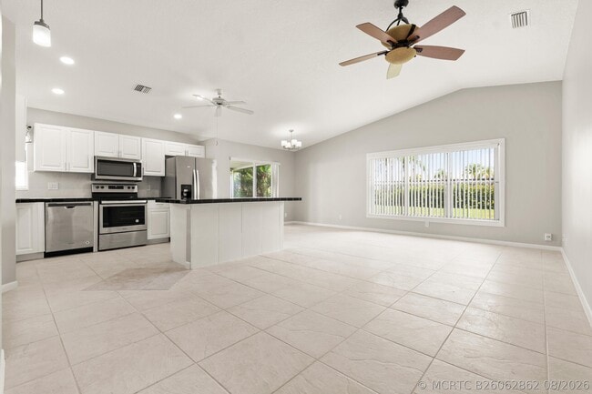 Building Photo - 1209 Pine Sage Cir