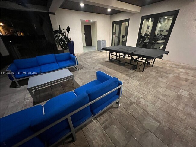 Building Photo - 9165 SW 170th Ave