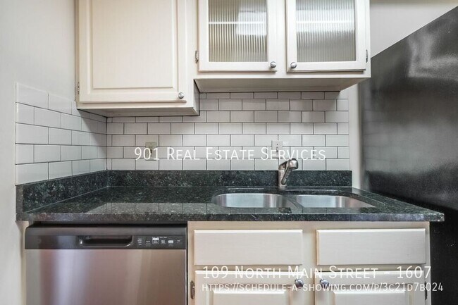 Building Photo - 109 N Main St