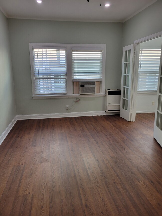 Building Photo - Sunfield Properties