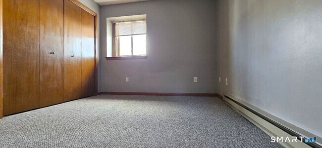 Building Photo - 482 East St