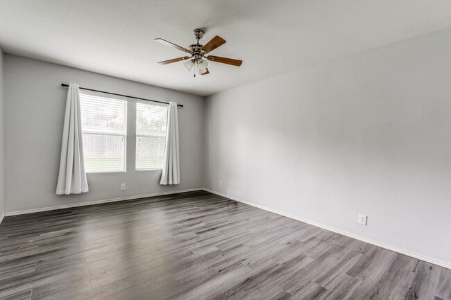 Building Photo - SINGLE-STORY 3-BEDROOM IN CIBOLO