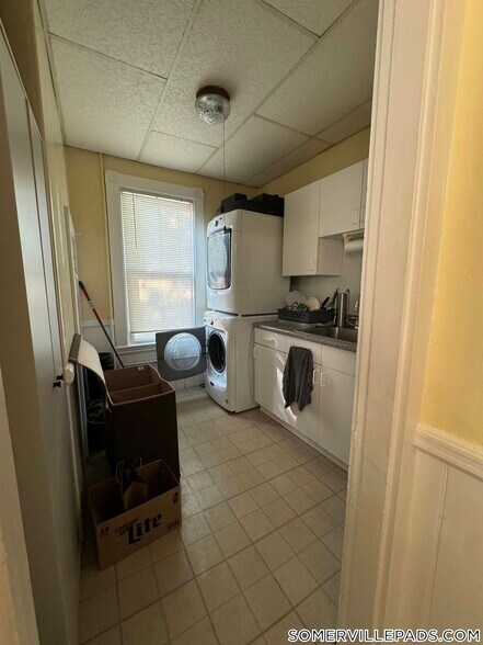 Primary Photo - 12 Thorpe St