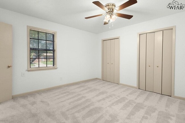 Building Photo - 3902 Cynthia Ln