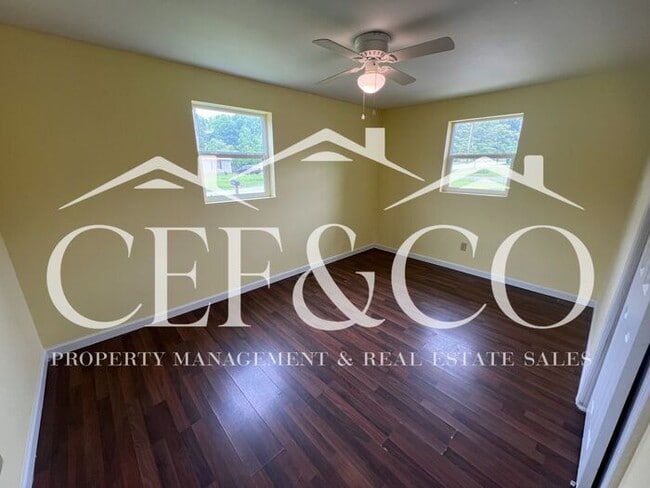 Building Photo - For Rent – 3 Bedroom, 1 Bathroom All-Elect...