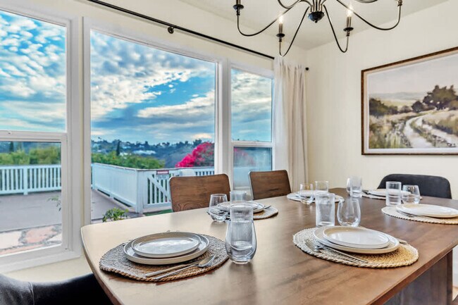 Building Photo - 4853 Twain Ave