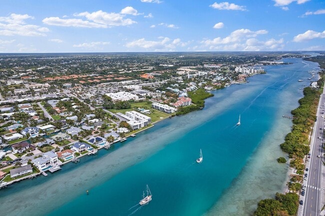 Building Photo - 100 Waterway Rd