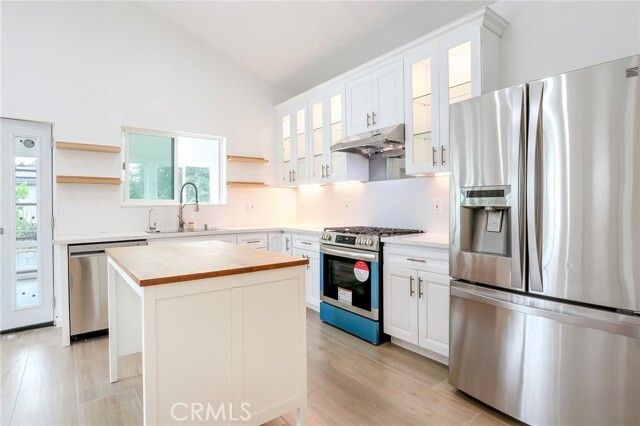 Building Photo - 268 Macalester Dr