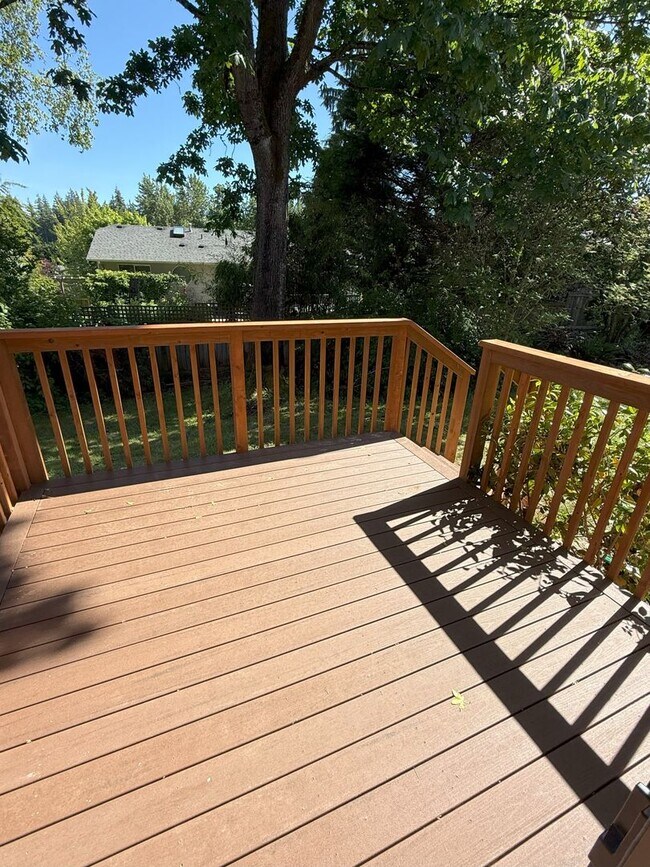 Building Photo - PRELEASING AUGUST 2026: 4 bedroom, 2.5 bathroom House