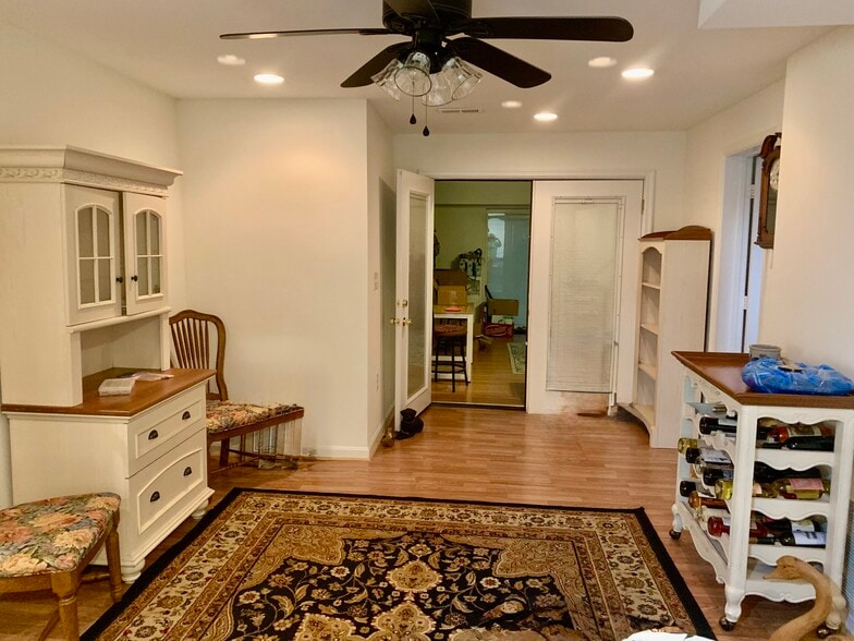 Den to kitchen - 13004 Grant Ct