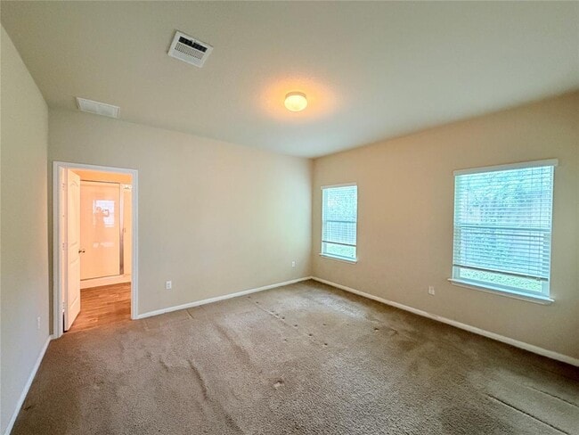 Building Photo - 225 Cibolo Creek Dr