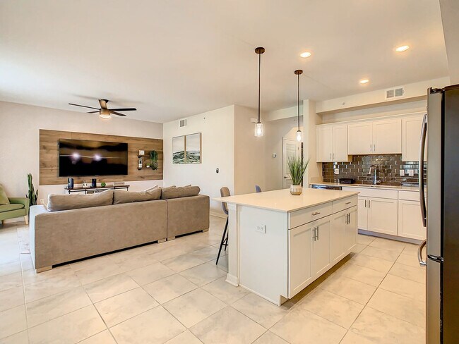 Building Photo - 4741 Clock Tower Dr