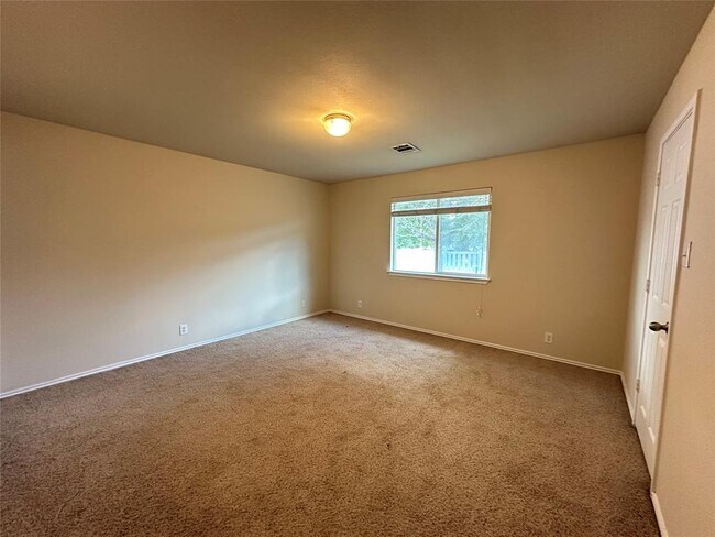 Building Photo - 18520 Mammoth Cave Blvd