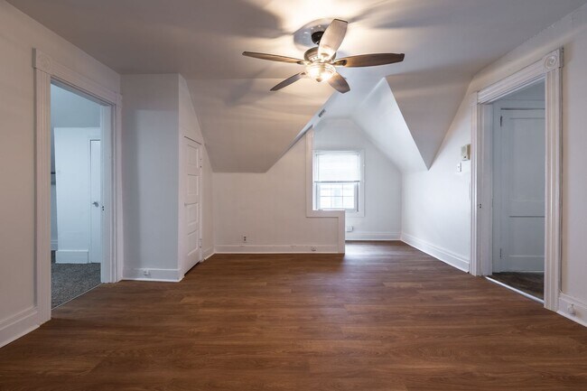 Building Photo - 519 N Euclid Ave