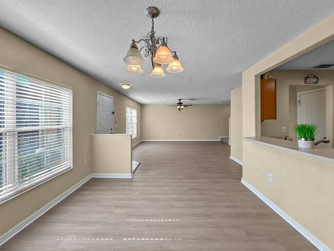 Building Photo - 5403 Quarry Rock Rd