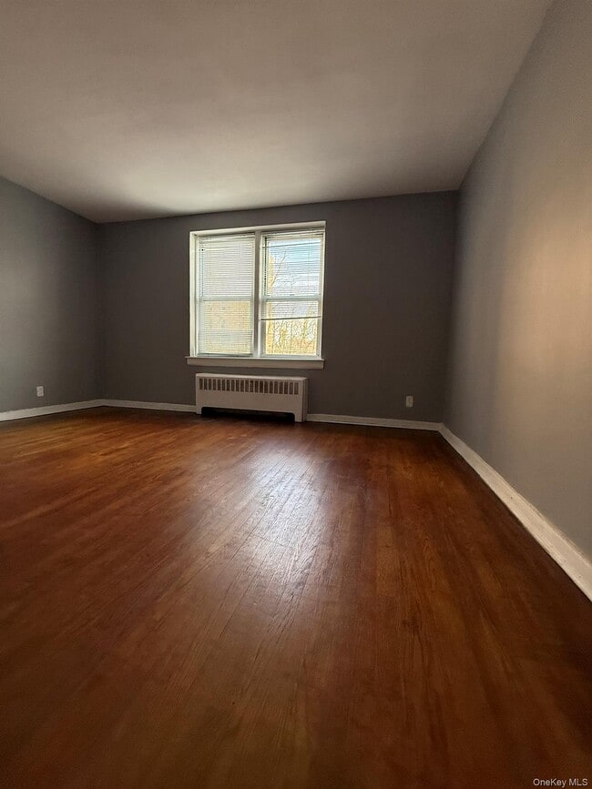 Building Photo - 1 Vincent Rd