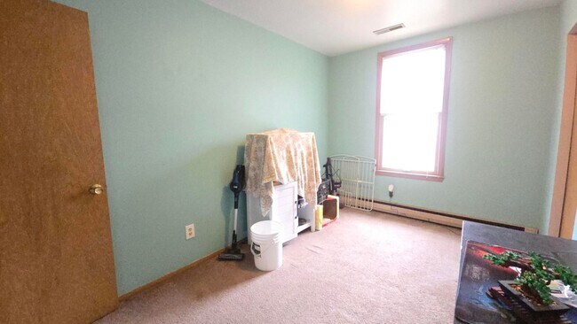 Building Photo - 1746 N 54th St