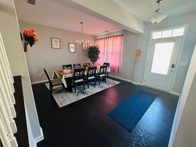 Building Photo - 8035 Stiner Grv