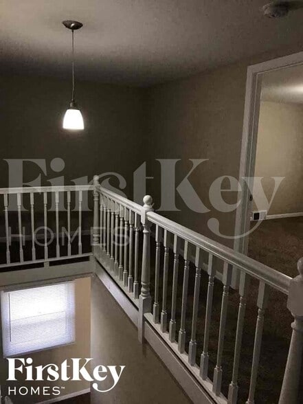 Building Photo - 26646 Elmwood Ave