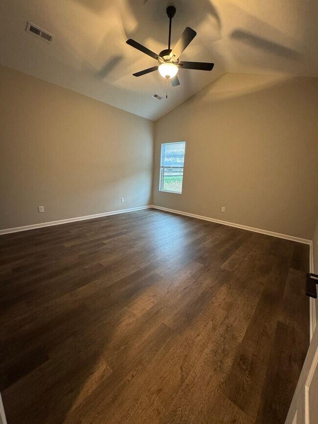 Building Photo - 106 Sidewinder Dr