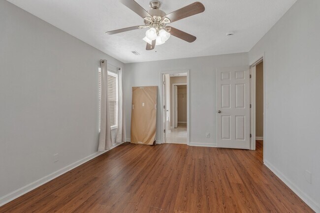 Building Photo - 3324 Cain Harbor Dr