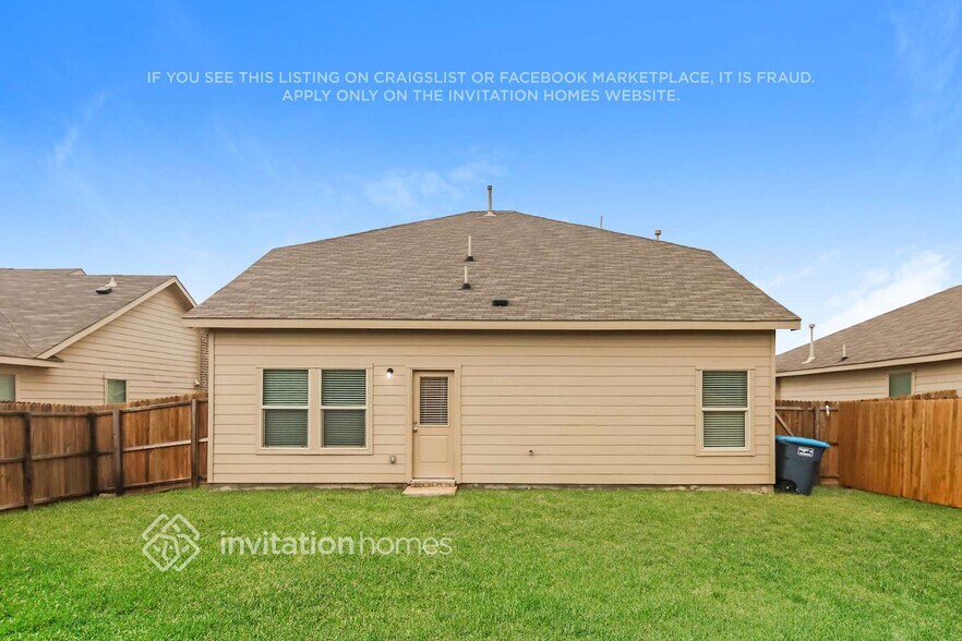 Building Photo - 14845 Firerock Rd