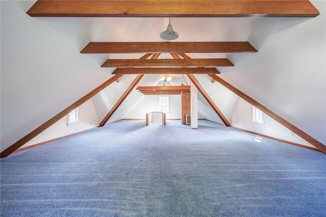 Building Photo - 257 Averill Ave
