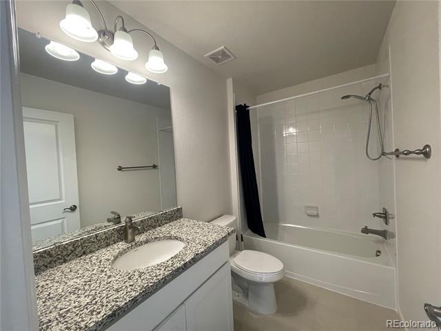 Building Photo - 1584 Castle Creek Cir