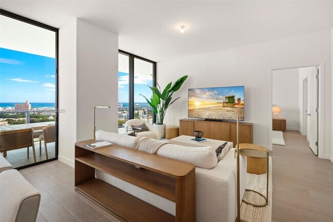 Building Photo - 500 Alton Rd