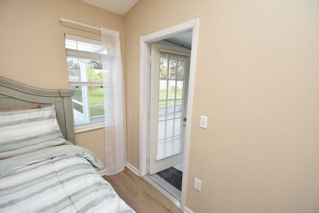 Building Photo - 60 Westover Ln