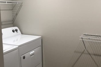 Laundry / Closet - 1722 State St