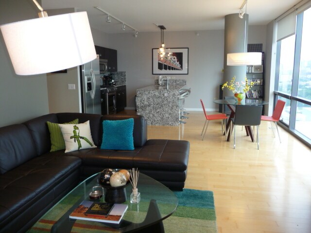 Living Room and Kitchen - 860 W Blackhawk St