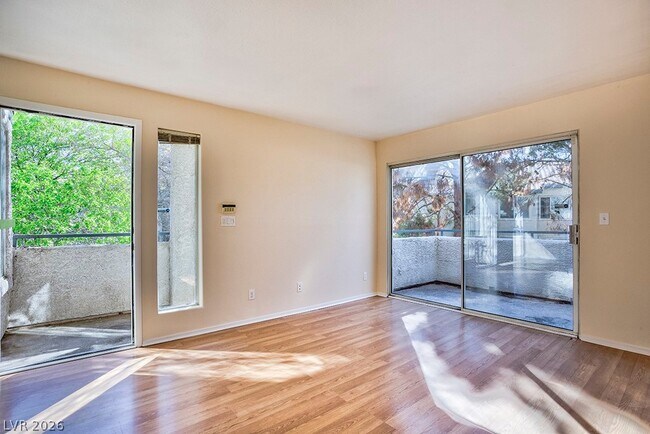 Building Photo - 3035 Casey Dr